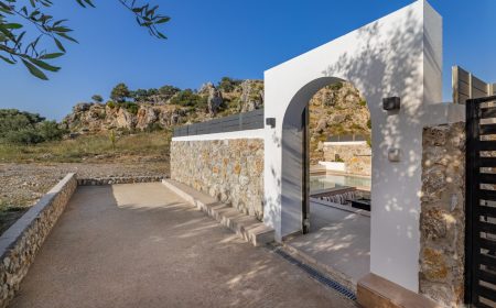 delta-exclusive-pool-suites-kolymbia-airbnb-rhodes-villas-for-rent190A9951